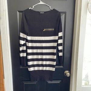 VENUS Black and White Crewneck Sweater with Stripes